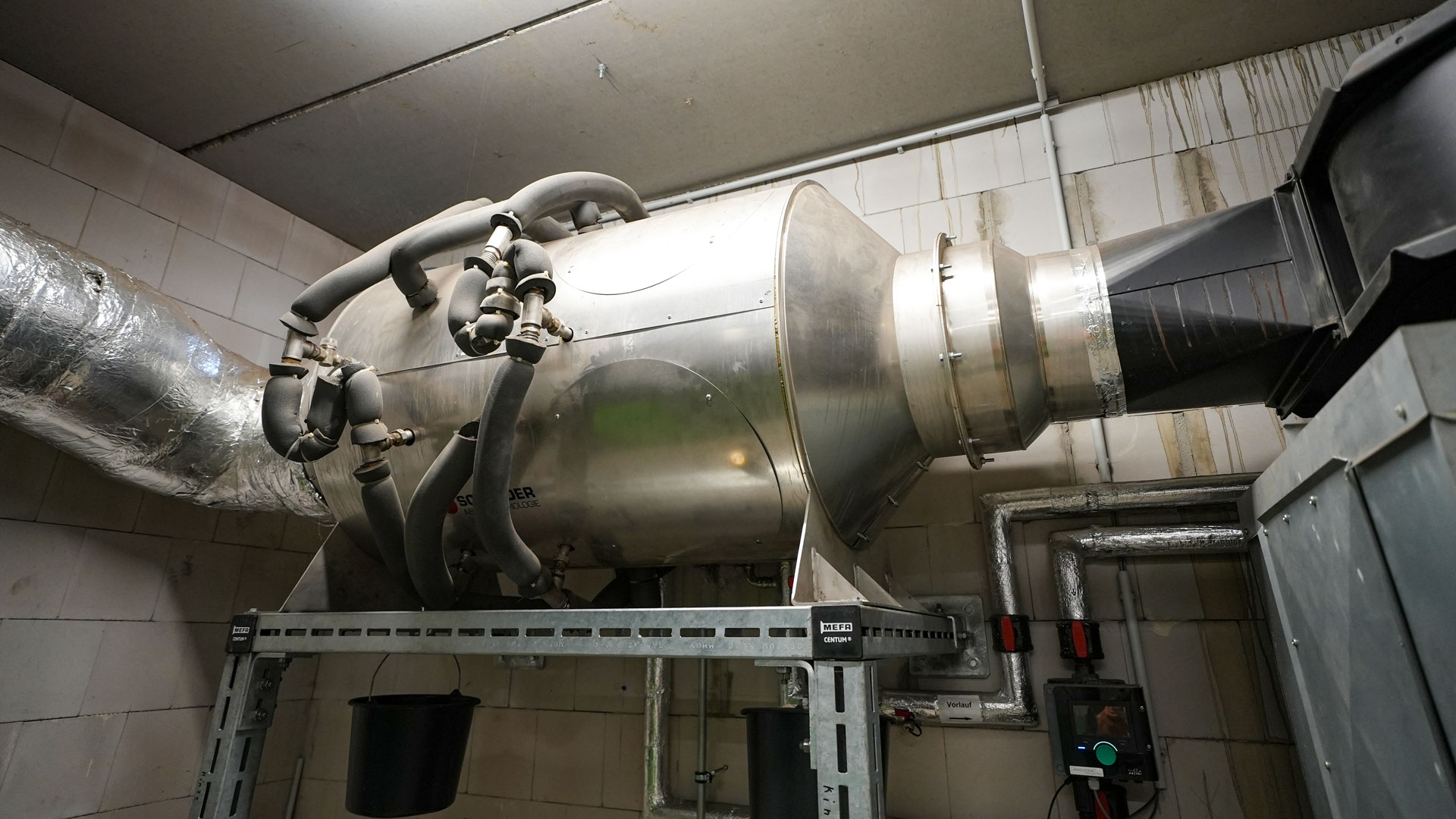 abgaswaermetauscher-hackschnitzelheizung-prozesswärme Abgaswärmetauscher einer Hackschnitzelheizung für Prozesswärme