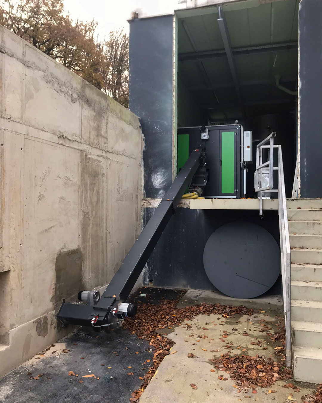 la-porte-(13) Bunkeraustragung und Querfördereinheit einer Hackschnitzelheizung von Heizomat