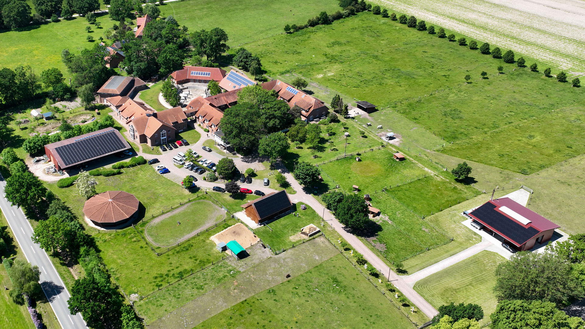 wohngruppe-besier-niedersachsen Luftbildaufnahme der Wohngruppe Besier in Niedersachsen.